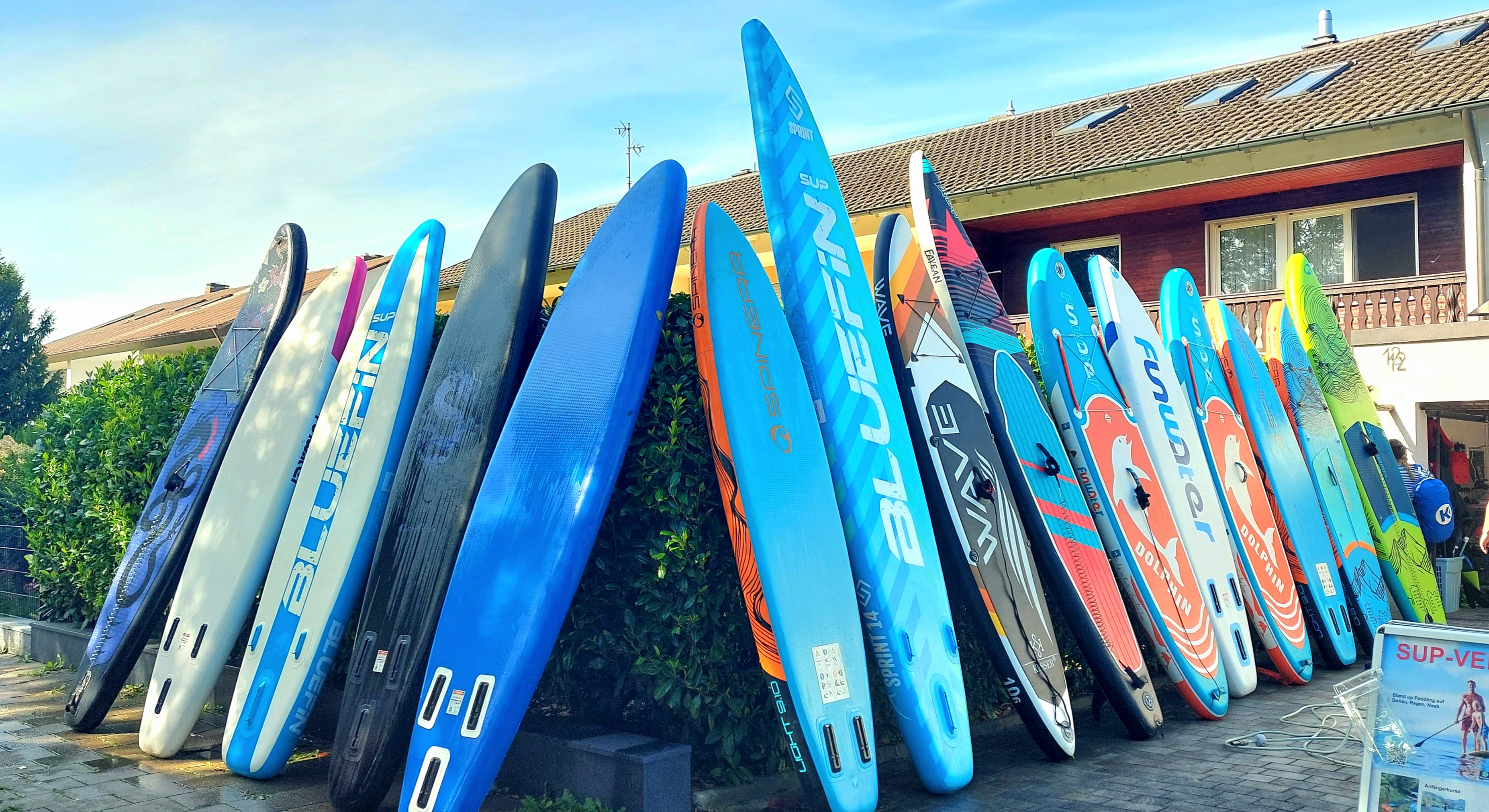 SUP Gruppe auf Tour